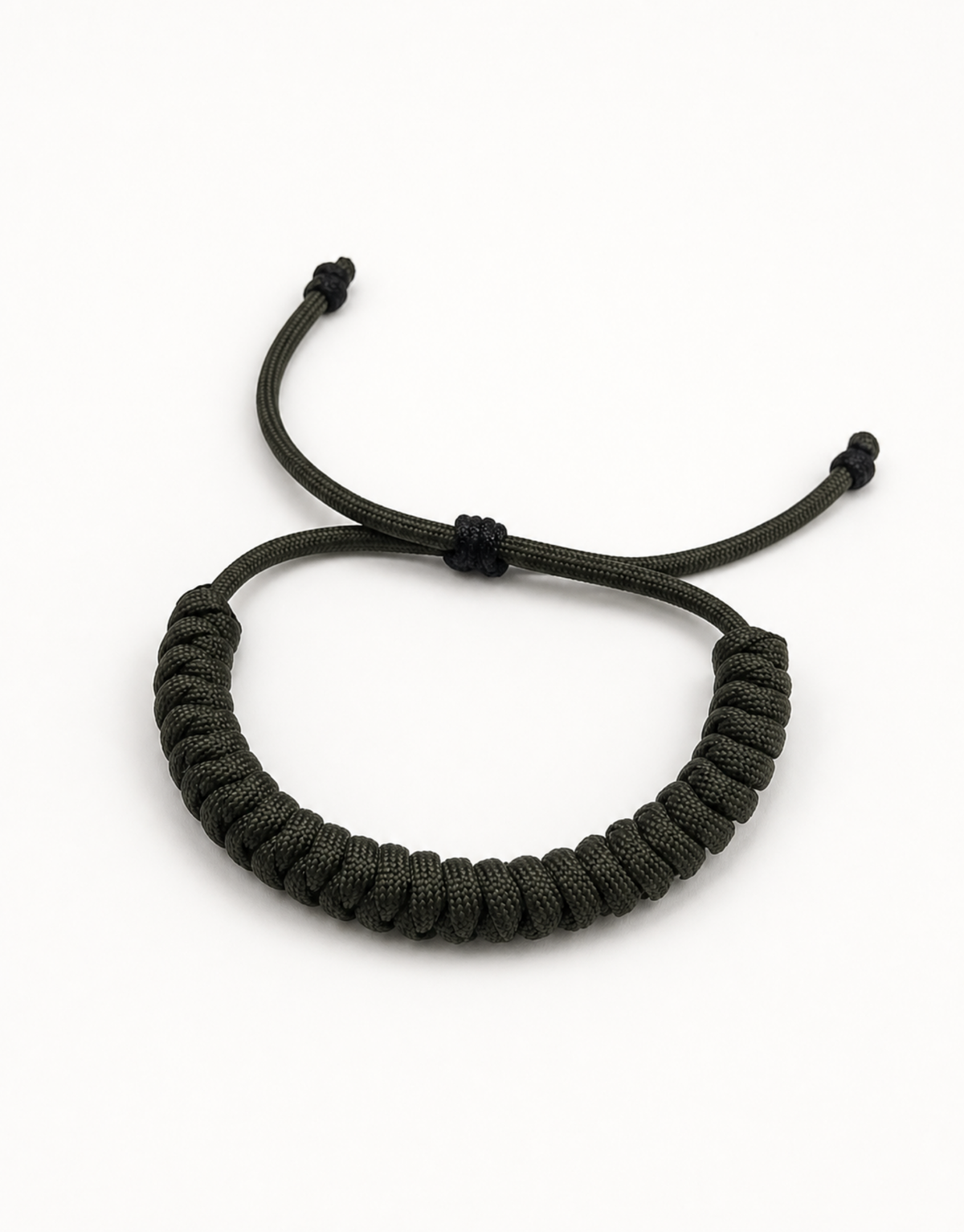 Ghaba forest green spiral paracord bracelet for men, handmade by Giraa in Pakistan