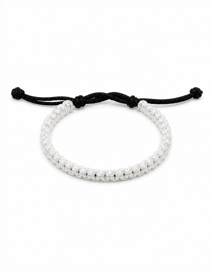 Qamar white and black macrame bracelet, handmade by Giraa in Pakistan