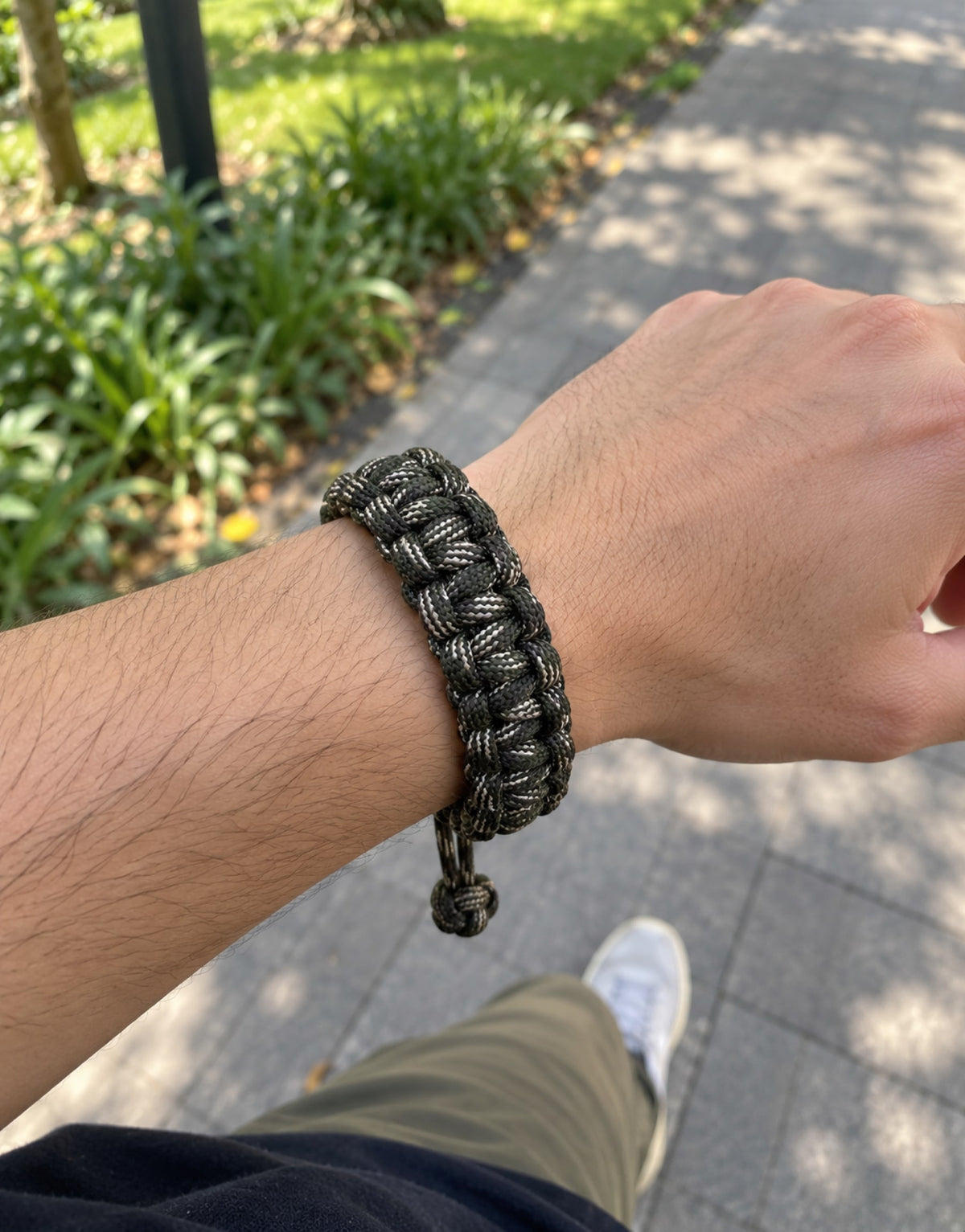 Sipahi camo paracord bracelet worn outdoors